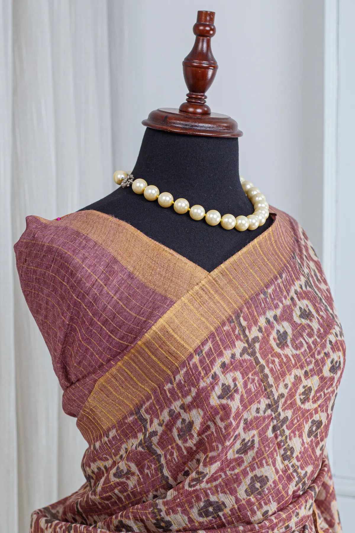 Pure Chanderi Saree – Dusty Wine with All-Over Jari Stripes - Image 4