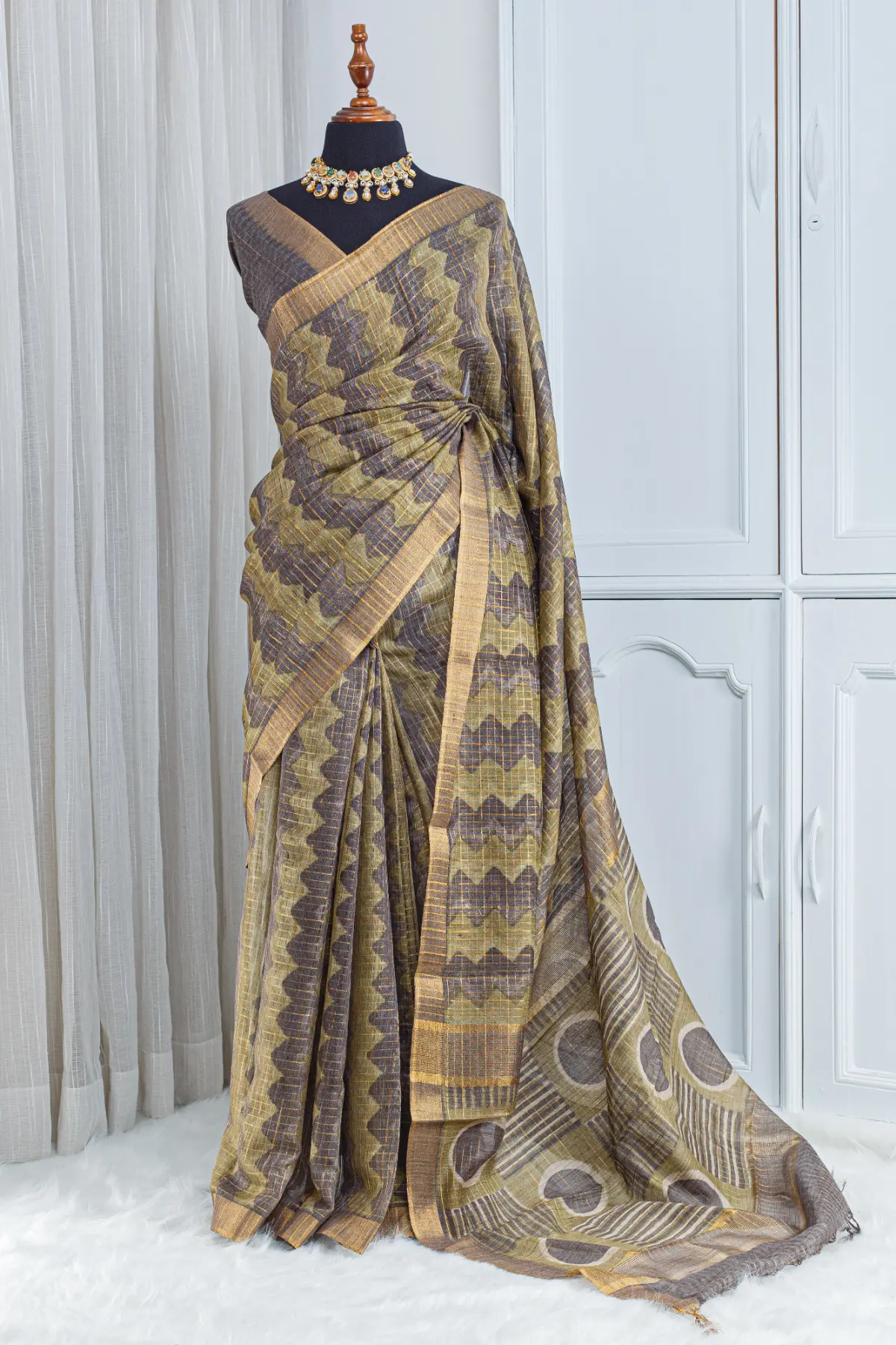 Pure Chanderi Saree – Olive Gold with All-Over Jari Stripes