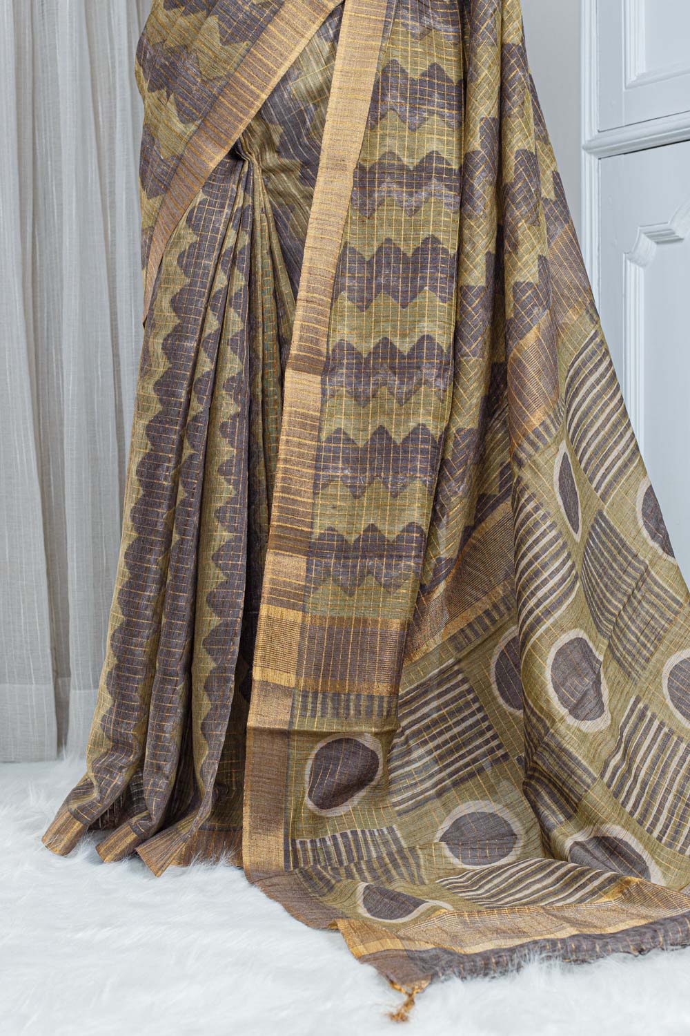 Pure Chanderi Saree – Olive Gold with All-Over Jari Stripes - Image 3