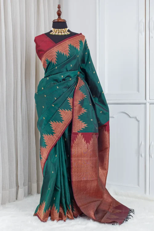 Pure Kanjivaram Silk Saree – Emerald Green with Rust & Antique Gold Zari 00027