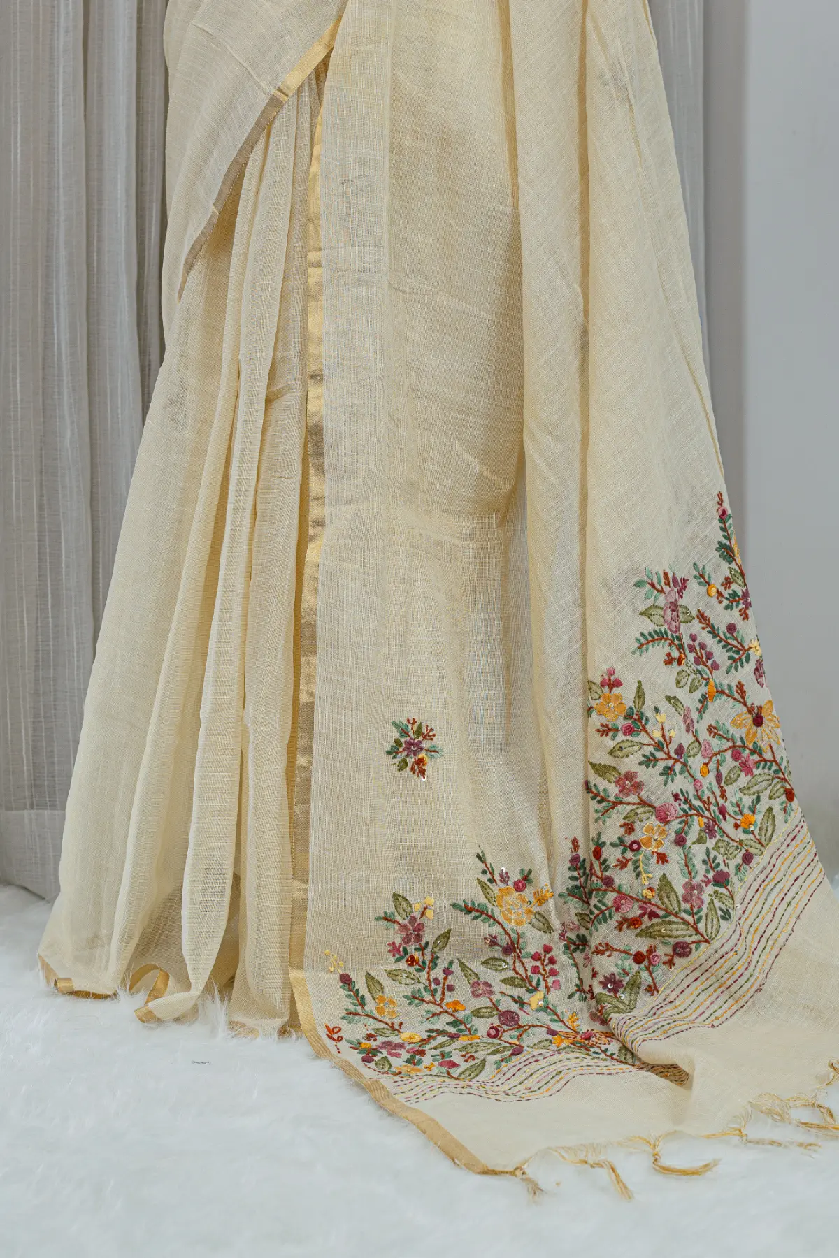 Cotton Linen Embroidery & French Knot Saree – Ivory Multi-Colour 00084 - Image 3