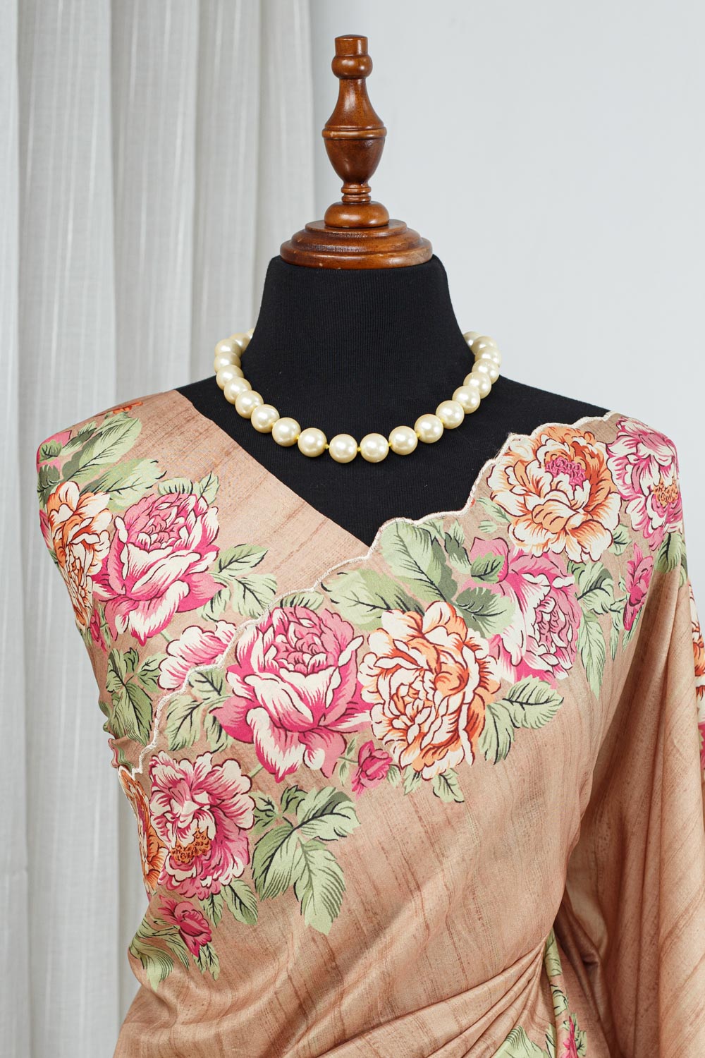 Semi Tussar Silk Saree – Warm Peach Beige with Floral Border 000121 - Image 4