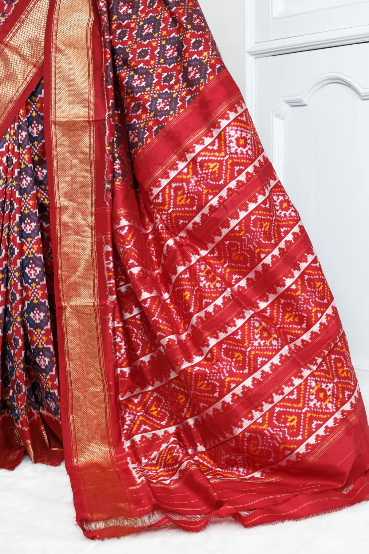 Silk Ikkat Saree – Deep Maroon & Red with Antique Gold Border 000106 - Image 3