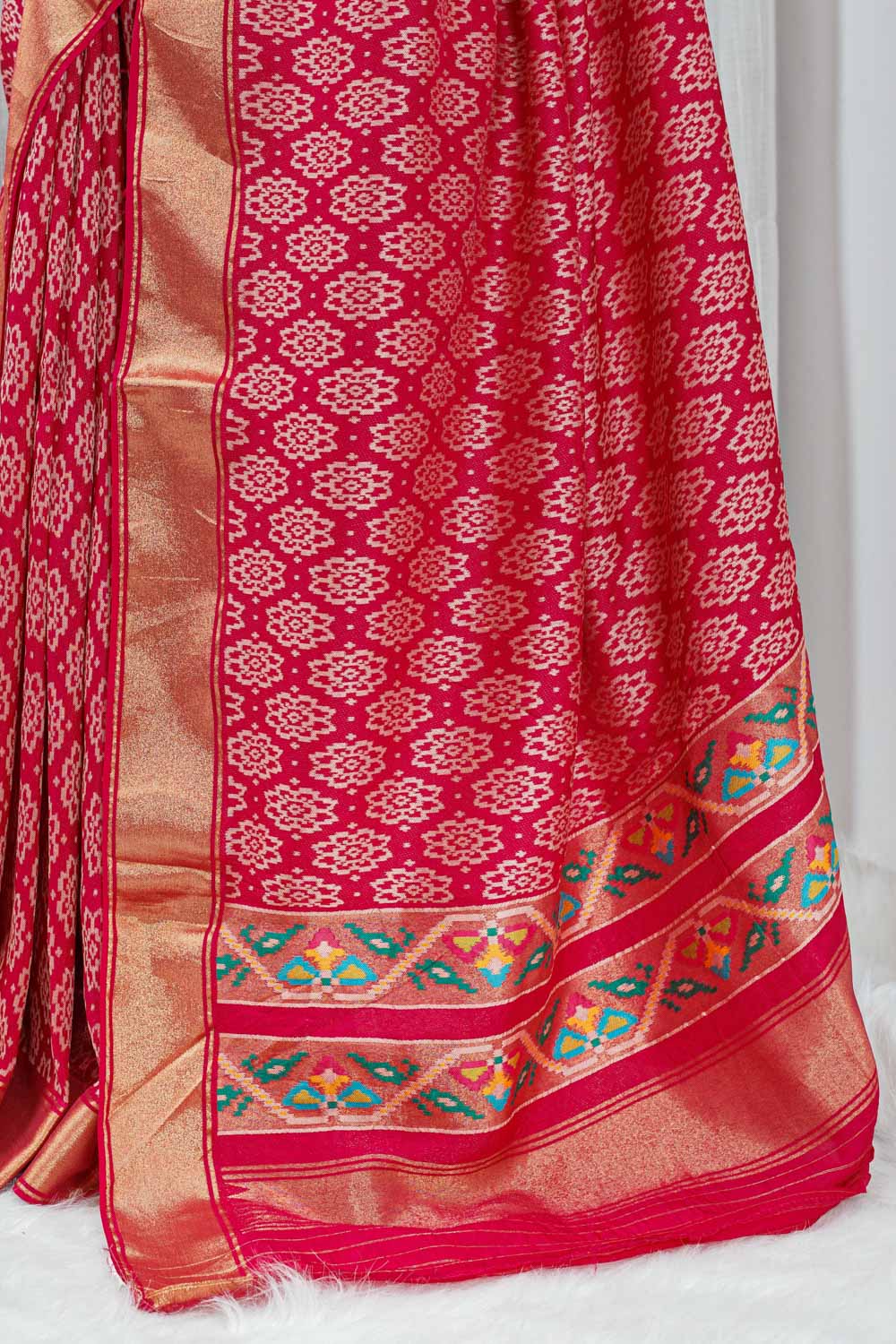 Silk Patola Saree – Rich Red with Zari Border & Multicolour Pallu 000146 - Image 4