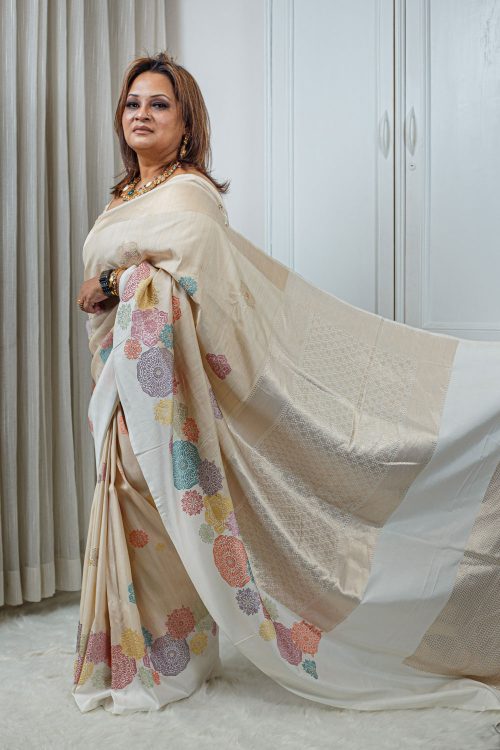 Tussar Khaddi Saree – Ivory with Multicolour Floral Motif 000120